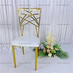 Krzesła ślubne Chameleon w kolorze złotym ze stali nierdzewnej